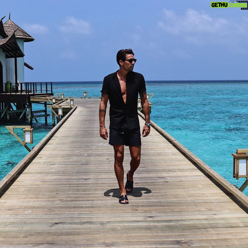 Florent André Instagram - P A R A D I S E 🏝☀️ Maldives