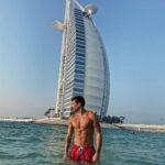 Florent André Instagram – J’remercie Dieu, fuck les ténèbres Burj Al Arab Jumeirah