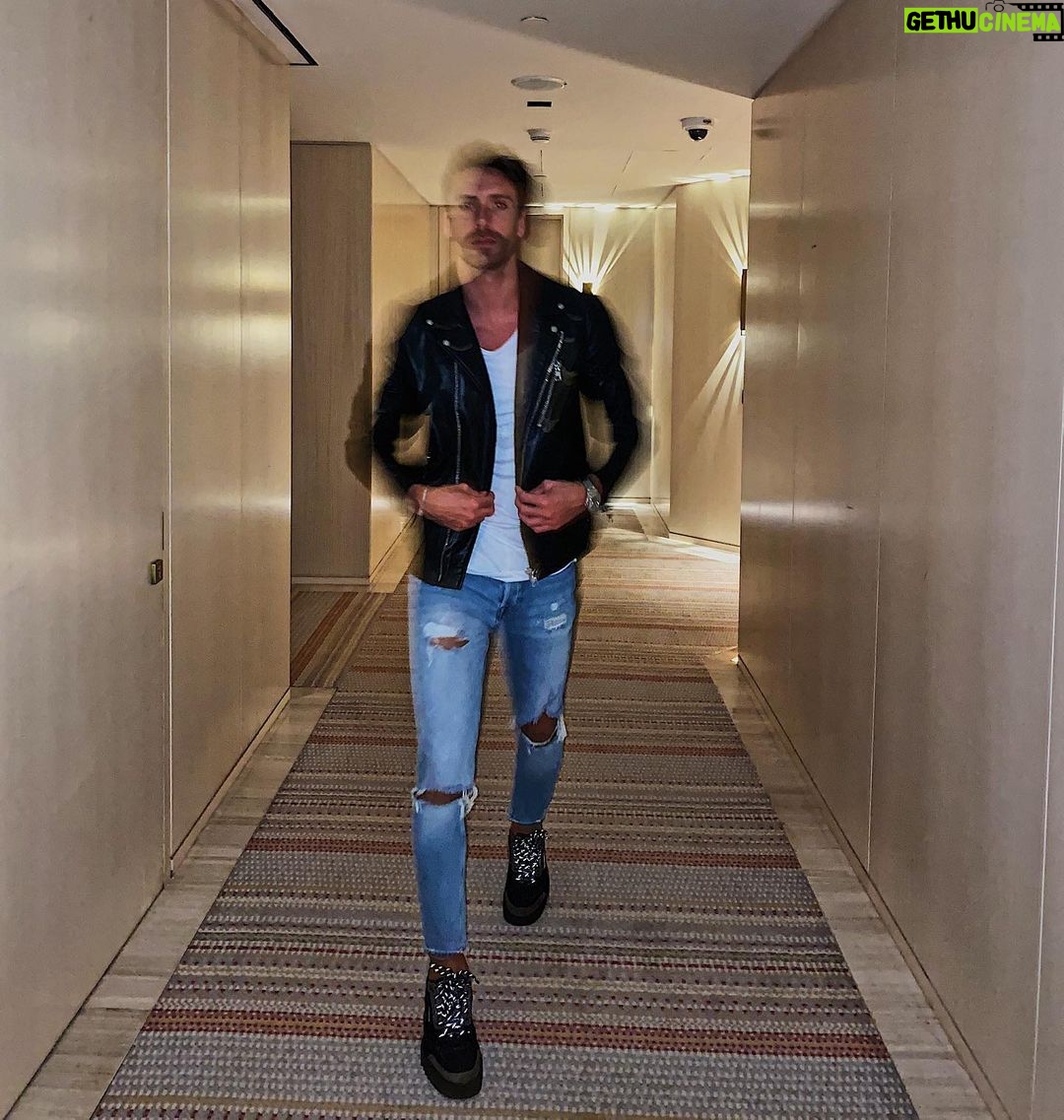 Florent André Instagram - 👻👻👻 Marseille, France