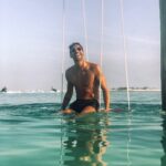 Florent André Instagram - Le visage qui ne sait pas sourire est le témoin accusateur d'un mauvais cœur. #ile #dubai