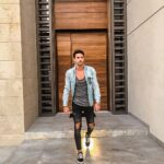 Florent André Instagram - Casse la démarche comme jamais 👀👣 #menstyle #dubai #stylemen #mensfashion Dubai, United Arab Emirates