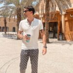 Florent André Instagram - Quelle découverte ! 🌅 Avec des lieux vraiment magnifiques 🤩 Pour ceux qui ont ratés mes story je vous partage mon expérience @Alulamoments , un voyage et surtout une expérience exceptionnel ! @visitsaudi #alUlaMoments #VisitSaudi