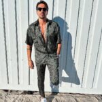 Florent André Instagram - Miami beach ☀️😎 Outfit @_swanparis_ Fontainebleau Miami Beach