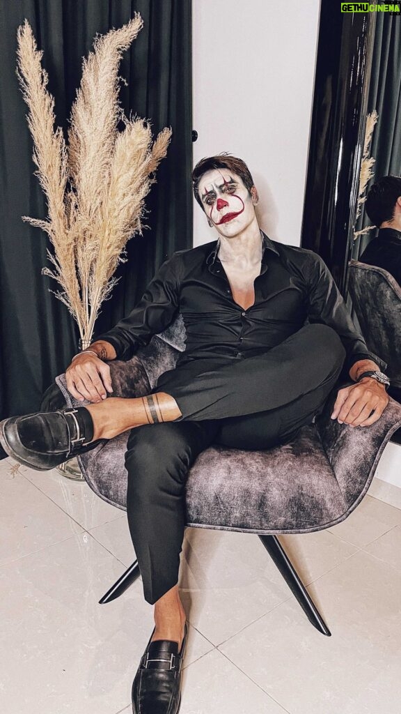 Florent André Instagram - Halloween 2021 👻