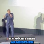Florian Schroeder Instagram - Habt ihr schon den gesamten satirischen Wochenrückblick gesehen? ✌🏽