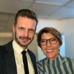Florian Schroeder Instagram - Große Ehre, heute um 22h UNTER WAHNSINNIGEN in der vorletzten Sendung von @bettinaboettinger im Kölner Treff vorstellen zu dürfen - unter anderem zusammen mit @peter_wohlleben und @oliver_masucci Freue mich, wenn Ihr reinschaut und bin gespannt, was Ihr sagt! 22h, @wdr #unterwahnsinnigen #buch #talk Cologne / Köln