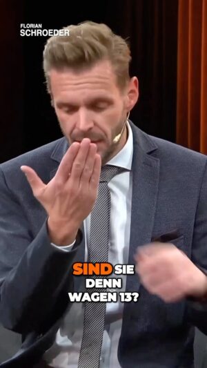 Florian Schroeder Instagram - In diesem Sinne ein frohes und gesundes neues Jahr ihr Lieben!