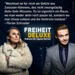 Florian Schroeder Instagram - FREIHEIT DELUXE mit @schroeder_live . Florian ist vielseitig, sein mediales Ich eine kluge Komposition seiner vielseitigen Talente. Seine Expertise sehr gefragt, in seinem neuen Buch „Unter Wahnsinnigen“ geht er an die Ränder unserer Gesellschaft: geistig, psychisch, emotional und politisch. Mehrere Jahre beobachtet er Protagonisten der Neuem Rechten und erklärt sehr deutlich wie sie denken, reden und wohin sie diese Gesellschaft bringen wollen. In meinem podcast reden wir aber nicht nur von den Rändern, sondern auch von seinem Inneren: „Wir sind Kinder sprachloser Väter“ sagt er, ein Satz, der fast Titel der Folge wurde. Bevor ich zu den Neuen Rechten komme, über die er viele präzise Beobachtungen macht, reden wir über Männer und Frauen, über das, was uns gerade im Weg steht, ein echtes Gespräch miteinander zu führen. Freitag Nacht online