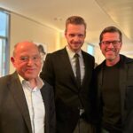 Florian Schroeder Instagram - Heute Abend eine sehr illustre Runde im #riverboat des @mdr_mitteldeutscherrundfunk - @k.t.guttenberg @gregorgysi @jeanettebiedermann @guidocantz 22h gehts los! Seid Ihr dabei? Leipzig, Germany