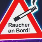 Florian Schroeder Instagram - Was haltet ihr von Rauchverbot in Autos? 😁