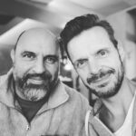 Florian Schroeder Instagram - Sushi Abend bei #schroederundsomuncu - das bedeutet: fast drei Stunden Podcast. Wir wünschen Euch viele lange Reisen in dieser Woche…😉