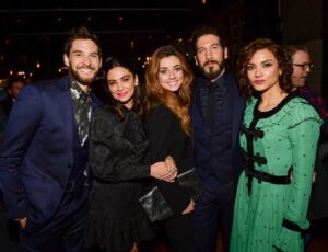 Floriana Lima Instagram - Love these people so much @jonnybernthal @benbarnes @amberroserevah @giorgia_whigham @j0shstewart @jasonmooreofficial @iamroycejohnson @deborah_annwoll