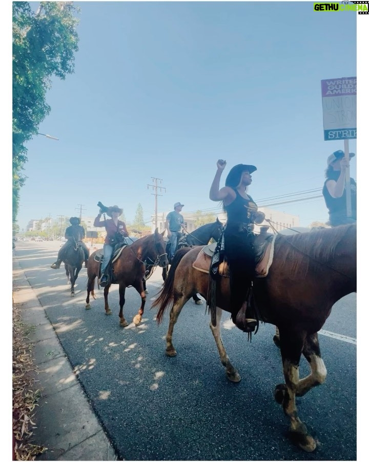 Floriana Lima Instagram - Solidarity with @writersguildwest @wgaeast @sagaftra @aflcio #sagaftrastrong #sagaftrastrike #wgastrong Los Angeles, California