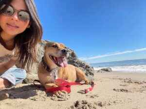 Floriana Lima Instagram - Two best friends hit the beach🤍