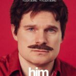 Flula Borg Instagram – HIM is my film about a man who fall in loves with a fax maschine (this poster is in Flula Kalendar 2024 link in bios)! This is NOT relationed to the Spiked Joans film HER! These are TOTAL DIFFERED films!

Stay tune as I share with you more posters of the TWELF (12!!) FILMS I did write this year! 
📸 @selashiloni 
💁‍♀️💄@kristensaia
#Flalendar #FlulaShop