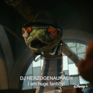 Flula Borg Instagram - Chip ‘n Dale ‘n Flula! What a Dope Adventure it is to be inside #RescueRangers NOW STREAMINGS on @disneyplus!

And some Major Shoutings to @rottentomatoes for making us FRESCH!

🇩🇪 Freue mich unheimlich, daß ich „DJ HERZOGENAURACH" spielen durfte! Der Name ist einen nicht so geheimen Shoutout an meine fränkische Wurzeln (würd SO gern die Bergkirchweih besuchen! #DerBergRuft)