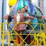 Flula Borg Instagram – RULE: when three friends are next to railing they MUST #TripleTitanic
.
#OneRose #TwoJacks
@sarahhyland
@adamdevine
#BumperInBerlin
@peacocktv New York, New York