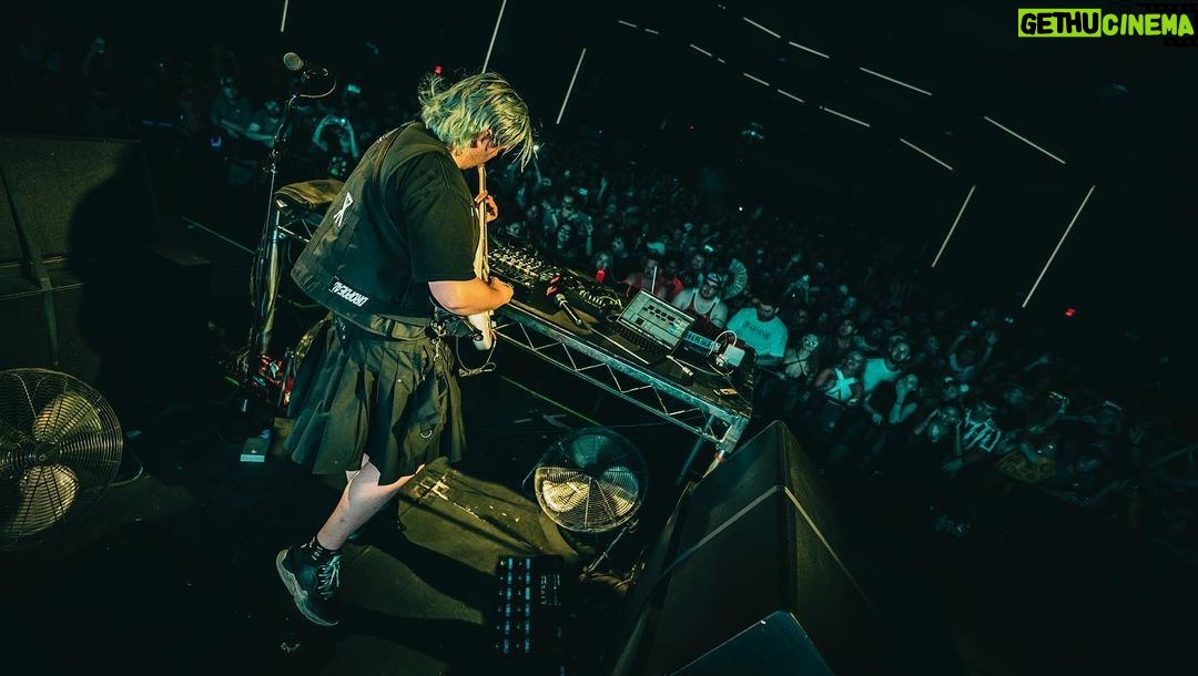 Flux Pavilion Instagram - Austin! You guys were all kinds of awesome, thank you ⚡️