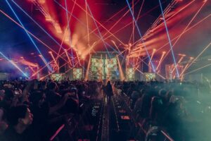 Flux Pavilion Instagram - FLUX PAVILION B2B ADVENTURE CLUB
 
  DECADANCE NYE ARIZONA

A legendary moment