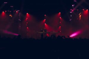 Flux Pavilion Instagram - FLUX PAVILION B2B ADVENTURE CLUB
 
  DECADANCE NYE ARIZONA

A legendary moment