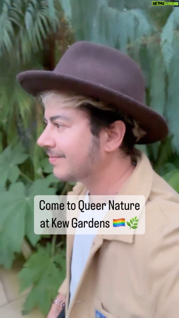 Fox Fisher Instagram - Having a celebration of Queer Nature at the traditionally conservative Royal Botanical Gardens at @kewgardens is a triumph 🏳️‍🌈🌟 #lgbtcommunity #lgbtqia #transgender #trans #kewgardens