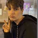 Fox Fisher Instagram – CW: ☠️

Young Corei was a trans teen who deserved to grow up to be a trans adult. His mum shared that he was ‘targeted and suffered anti-trans hate online’ 😞

This was his favourite song. 

Take good care of yourselves and each other, check in on your trans siblings and stand up for trans lives. 🏳️‍⚧️🏳️‍⚧️🏳️‍⚧️