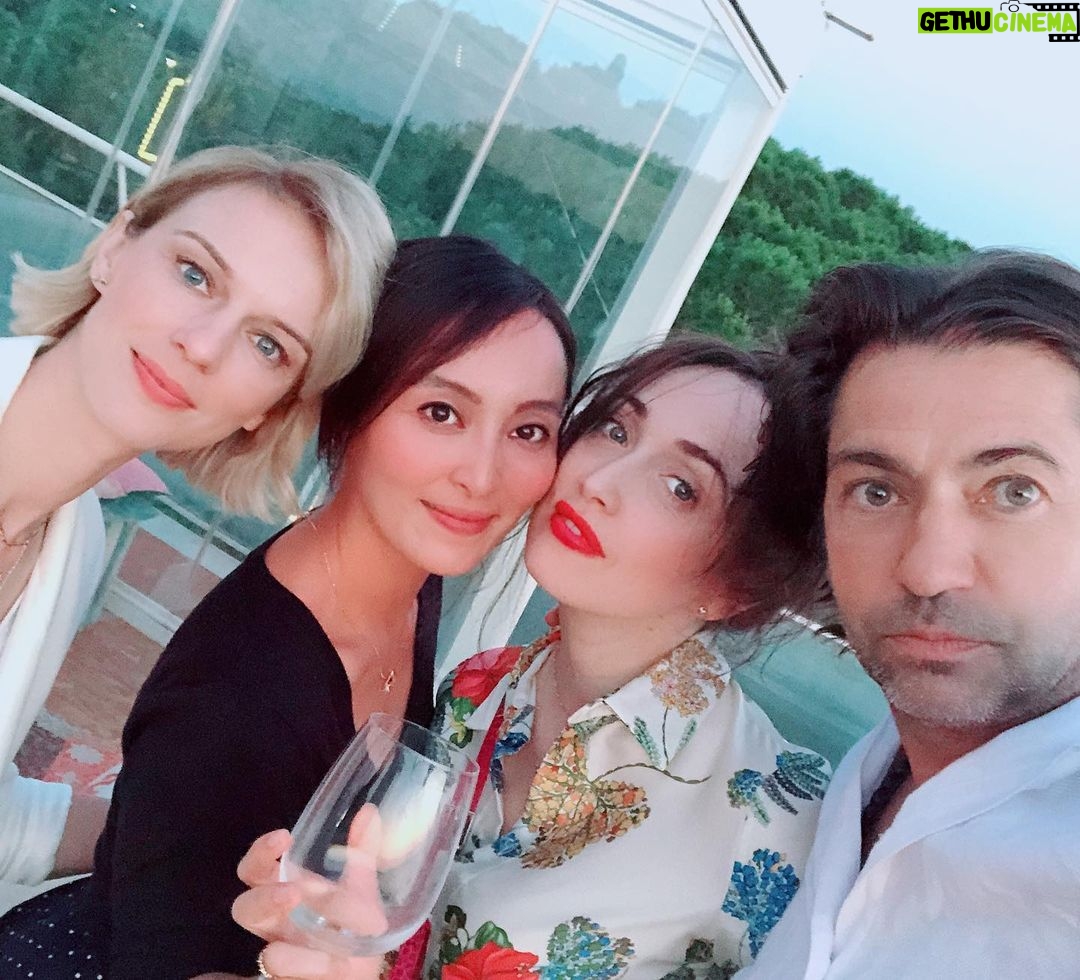 Francesco Apolloni Instagram - Beautiful girls beautiful day thanks ππΏ so much β€οΈ @tiziana_dimatteo1 @antonia_liskova_official @chiarafrancini @junichikawaofficial @laurachiatti82β€οΈ @misterbart100 @addioalnubilato @minerva_pictures @gianlucacurti1 @sterabbo3.0 @alessiopiccirillo_pr special thanks ππΏ @levignediclementinafabi @gianlucagiorgi66 @lucianonobili @ginevrapolverelli @gguidi717