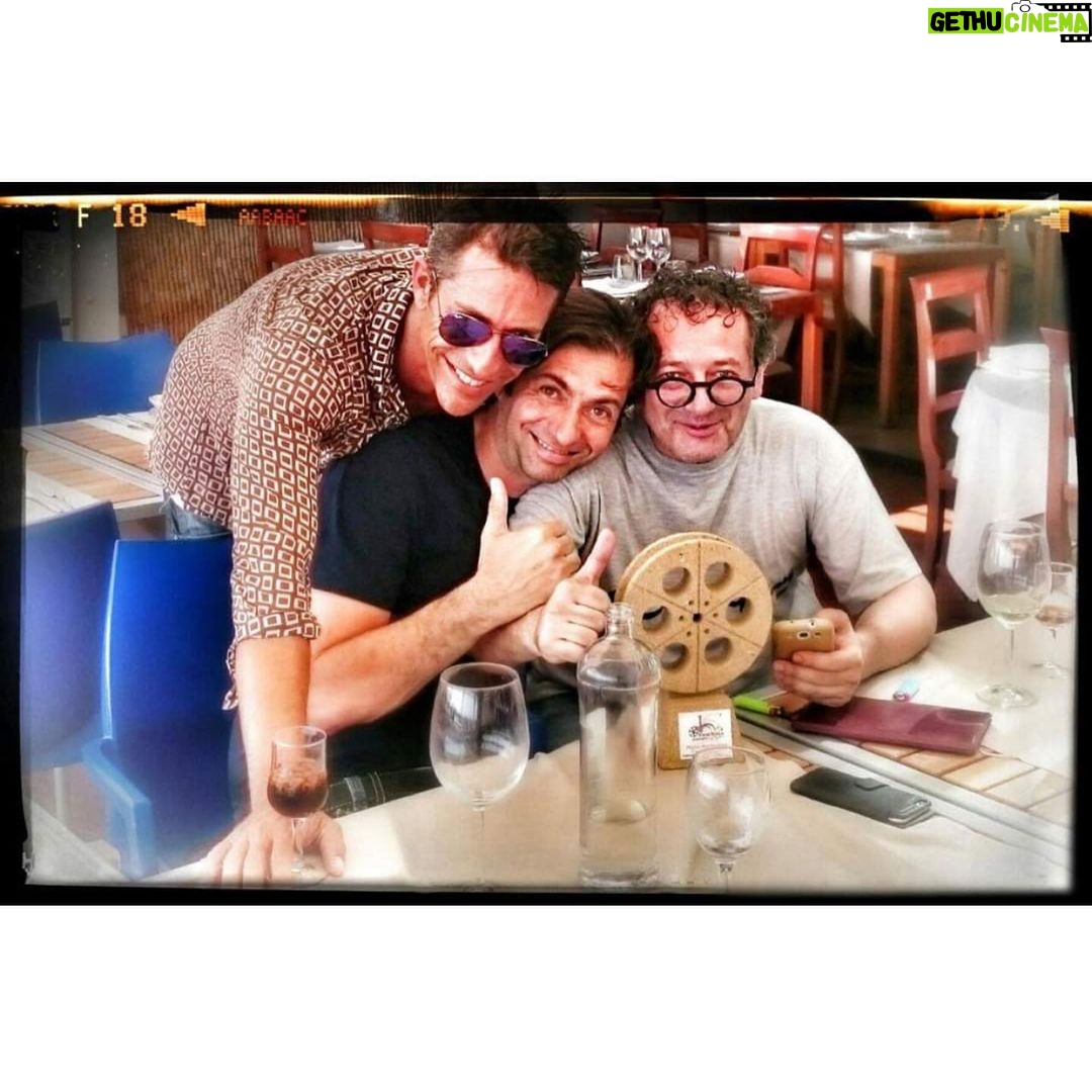 Francesco Apolloni Instagram - No pain ...no gain 🎥 Ricevere dei riconoscimenti e’ sempre gratificante ma il merito non è’ mai nostro ma di tutte le persone che ci hanno supportato per raggiungere quell’ obiettivo ! Sii sempre grato, la gratitudine e’ una cosa potentissima ❤️ metodo @startalentiofficial 🙏🏿 @luigiaalbina @tiziana_dimatteo1 @alessiopiccirillo_pr @mario.pezzi32 @robertocipullo @roberto_capua_private @rudolph.gentile @gianlucacurti1 @ritarusic @medusafilmofficial @paolodelbroccolo @paolozanotti @gianfrancopiccioli @minobarbera @lucy_ldc @m2pictures @paolodonaccattin @antoniomonda2 @piera.detassis @claudiogubitosi_gff @manlio.castagna @giffoni_film_festival @globodoro @tannishtha_ @paulhaggis @cristinapuccinelli @andrea.quattrini.7 @andrea.pistilli @claudio_cicconetti @roberto_capucci @iosonomoccia @raoulbovagram @iamdanielbondi @noemi.dambrosi @robertomauri_ @michaelmargotta @moranatias @accademiasilviodamico @berniehiller @pino_quartullo @umbertomarino @stefanoreali2 @albertomolinari @matteopetrelli @flavio_aquilone @misterbart100 @ivobitetti @jack_gubitosi @pascalvicedomeni @francesco_montanari_official @andrealarossa ... tanti tanti altri ❤️