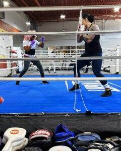 Franchon Crews Dezurn Instagram - So Excited To Have USA’s 🇺🇸 #1 Elite Amateur @kendra_reeves01 In Camp Working With Me For My @wbcboxing Fight & Her Preparing For The 2024 Olympic Trials In December. I Appreciate You Champ & Great Work Today 💪🏾😤 Iron ⚔️ Iron