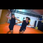 Francisco Fernández Instagram – Desta vez com a @godinho_beatriz numa luta de facas 🔪 🔪 🩸
Choreo by @davidchancordeiro 🙏
.
.
#stunts #stuntfight #stuntfighting