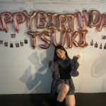 Fukutomi Tsuki Instagram – 18歳になりました♡
今日18歳になるまで、私はすごく内容の濃い17年間を過ごしてきました、そしてたくさんの思い出が詰まった日々を今日も過ごすことが出来ています♡
こうやって日々沢山笑って沢山学べて、沢山の幸せと愛を感じて過ごせているのは、家族、友達、なによりも私を応援して下さる皆さんのお陰です!!!!
皆さんがいてくれるから今の私があり、どんなことがあっても頑張れる力をもらえて、努力する事ができます!私の全てです、成長することができたのもそばにいて下さった皆さんのおかげだと、私は心から思います。
今日からは18歳でのまた新しい1年間が始まりますが、一緒に成長して、一緒に素晴らしい景色を見れるように日々頑張りますので、ずっとそばにいて下さい!そして私の元気の源でいて下さい!
私は皆さんのような素敵な人たちから応援して頂けることを心の底から嬉しく思います♡
本当に大好きです
そしてありがとうございます❤️
18살이 되었습니다 ♡
오늘 18살이 될때까지 저는 굉장히 인상 깊은 17년을 보냈습니다, 그리고 많은 추억이 담긴 나날들에 오늘 하루도 보내고 있습니다 ♡
이렇게 매일 많이 웃고 많은 행복과 사랑을 느끼고 지낼 수 있도록 해주는 가족, 친구, 무엇보다도 저를 응원해주신 여러분의 덕분입니다!!!!
여러분이 있어서 지금의 제가 있고, 어떤 일이 있어도 열심히 할 수 있는 힘을 받고 노력할 수 있어요!성장할 수 있었던 것도 곁에 있어 주신 여러분 덕분이라고 저는 진심으로 생각합니다.
오늘부터는 18세에 다시 새로운 1년이 시작되지만 함께 성장하고 함께 멋진 추억을 보낼 수 있도록 매일 노력할테니 계속 곁에 있어주세요 !
저는 여러분과 같이 멋진 사람들로부터 응원을 받을 수 있어서 진심으로 기쁘게 생각합니다 ♡
정말 사랑합니다!
그리고 감사합니다 ❤ ️