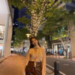 Fukutomi Tsuki Instagram - ✨11.04 いい推しの日✨ 今日のこの日、それから来年の11.4日も私の事を推して頂けますように♡ 秋にお友達とデートに行った時の写真！ この日はまだ暑さもあって、このイルミネーションを見て、もう冬みたいやね！って言ってたのに最近すごく寒い🤧❄️ 風邪にも気をつけてください！ そして11月21日（土）にMagicourのファンミーティングが開催されます♡ 詳細はLOVEteenをチェックしてください！ チケットの販売ページと、詳細はストーリーに載せるのでそちらからご覧下さい！ ♡1104♡私も皆さんが大好きです😍❤️ *写真撮影前後でマスクを必須として着用しました。 가을에 친구와 데이트 갔을 때의 사진! 이날은 아직 더위가 있을 때여서 이 일루미네이션을 보고 벌써 겨울 같아!]라고 말했었는데, 요즘 너무 춥네요 🤧 ❄ ️ 감기 조심하세요! 그리고 11월 21(토) Magicour의 팬미팅이 개최됩니다 ♡ 자세한 내용은 LOVEteen을 체크하세요! 티켓 판매 페이지와 상세는 스토리를 봐주세요 ♡ 1104♡ 저도 여러분을 매우 좋아합니다 😍 ❤ *사진 촬영 전후로 마스크를 필수로 착용했습니다.