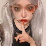 Fukutomi Tsuki Instagram - 🖤happy Halloween🖤 💙Harley Quinn❤️ ハーレイ・クインにメイクをしましたぁぁ♡ どうですか！？ なりきったつもりです🔥 皆さんは何してハロウィン過ごされましたか！？ 教えてくださぁい(//∇//) 明日も良い1日を過ごして下さいね♡ 여러분!!! happy Halloween🖤 이번에 Harley Quinn 의 메이크업을 했습니다!!! 어때요!?!? 저는 Harley Quinn을 매우 좋아해서 너무 행복했습니다!!ㅋㅋㅋㅋ 여러분 Halloween 어떻게 지내셨어요!? 내일도 좋은 하루 보내세요!!♡ #おうちでハロウィン