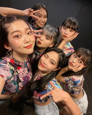 Fukutomi Tsuki Instagram - 9.21に開催されたGPSにゲストとして6人で参加させて頂きました！

ナナポプでお世話になっている、gpスタジオさんの舞台にゲストとして参加させて頂き、本当に光栄でした♡

この日まで協力して下さったgpスタジオの生徒様、先生方、そして関係者の皆様、本当に有り難うございました！

この日は誕生日だったのですが、gpスタジオの沢山の生徒の方からお祝いの言葉を頂き、中には同じバースデーガールの子もいて、とっても幸せで、最高の誕生日になりました（ ; ; ）♡

皆さん大好きです！><><❤️

これからもどうぞよろしくお願いします！
　

マイさんあいかさん♡
本当にありがとうございました♡

#gpstudio 
#gps