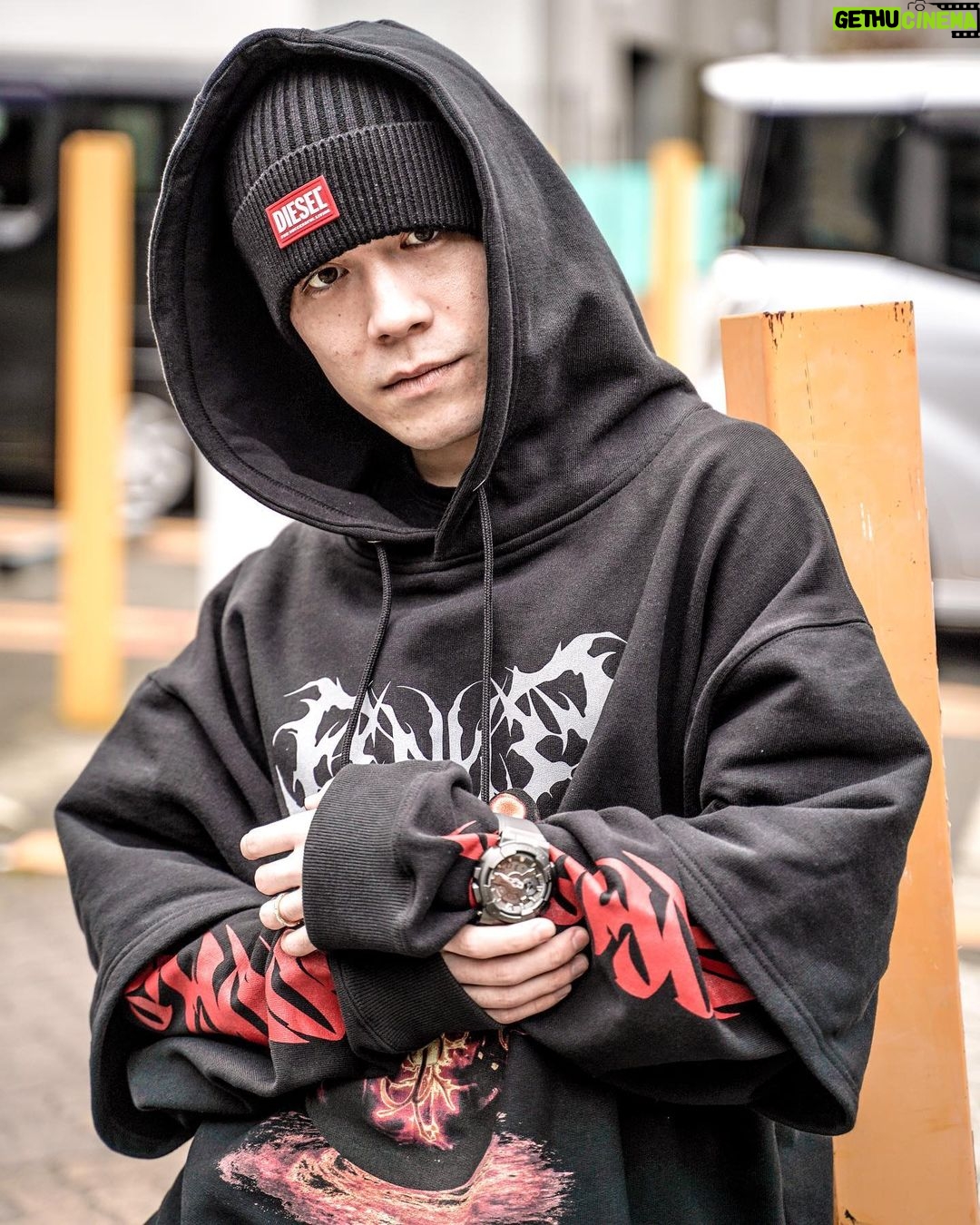 Fuma no KTR - 3.2K Likes - FENNEL様からバチイカしフーディいただきました✌️
@fennel_official_
しば君カッコよく撮ってくれてありがとうございます🥰
📸 @photo.shiba