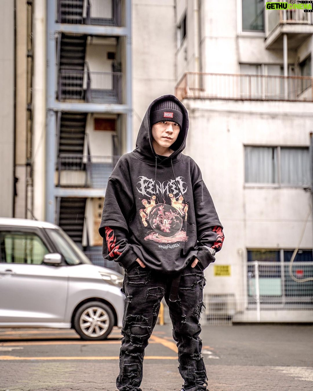 Fuma no KTR - 3.2K Likes - FENNEL様からバチイカしフーディいただきました✌️
@fennel_official_
しば君カッコよく撮ってくれてありがとうございます🥰
📸 @photo.shiba