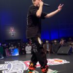 Fuma no KTR Instagram - 「俺が負けると思ってんだろ ひっくり返してやるから見とけ」 リザーバーからひっくり返し続けて決勝へ⚡️ @fuma_no_ktr #RedBull韻DAHOUSE 2022 決勝フルver.はYouTube🔎 "レッドブルマイク" から✔️ #レッドブル #翼をさずける #レッドブルマイク #フリースタイル #MCバトル #ヒップホップ #FumanoKTR