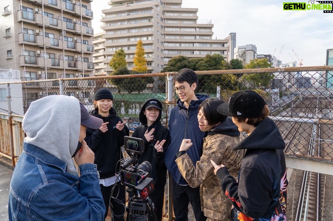 Fuma no KTR - 3.4K Likes - 2月9日 20時 Fuma no KTR×SKRYU×WAZGOGG
「Shake Body」リリースでふ🕺💃