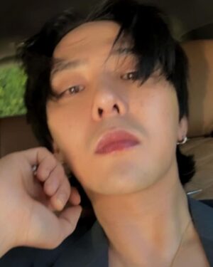 G-Dragon Instagram - 