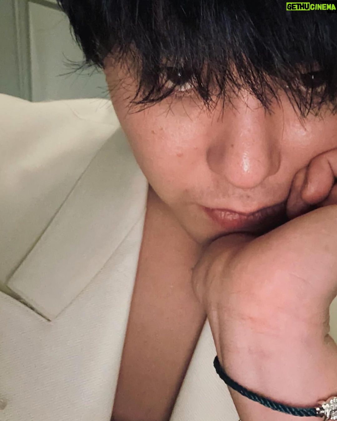 G-Dragon Instagram - Paradise Art Night🎈 Paradise City Korea