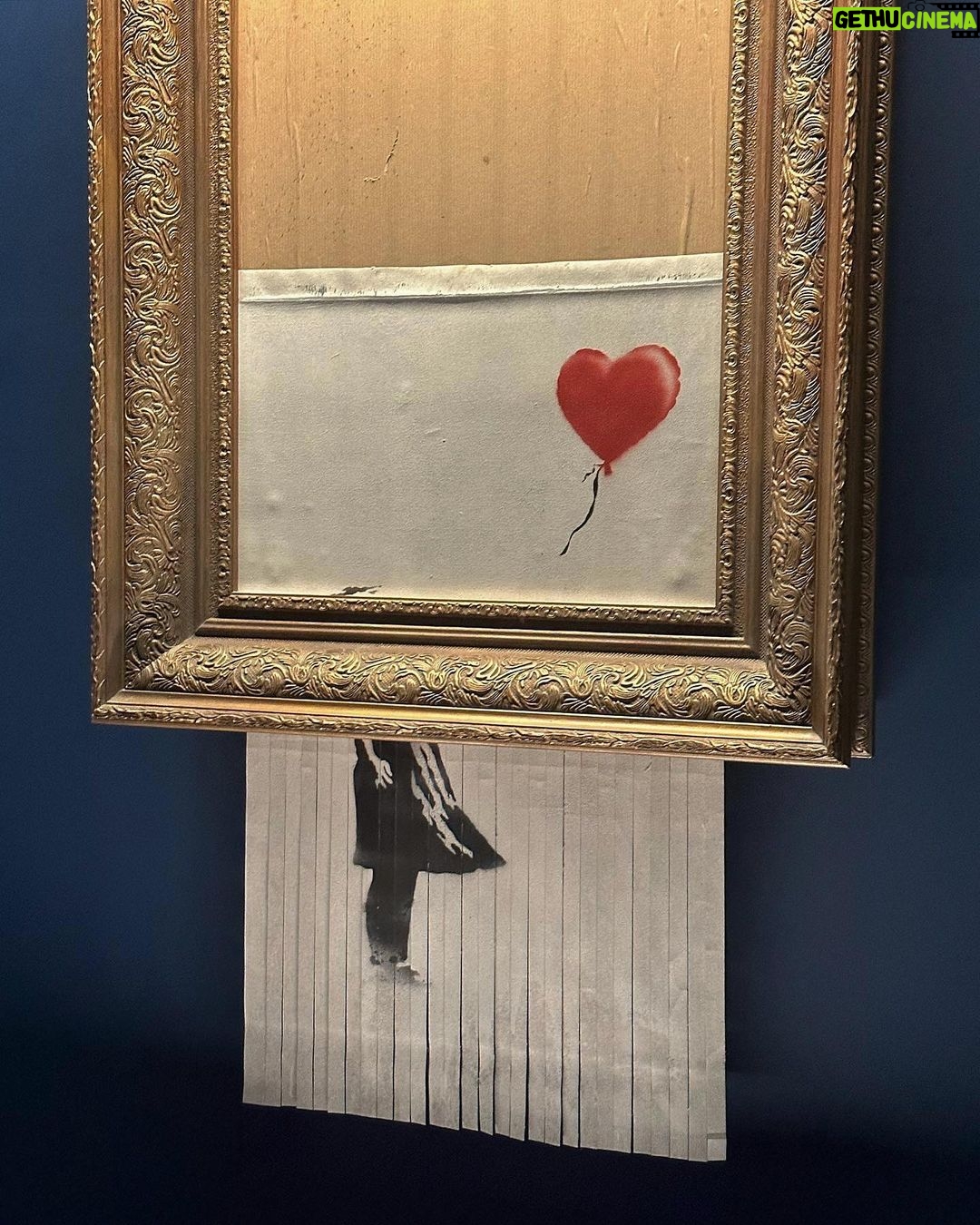 G-Dragon Instagram - Paradise Art Night🎈 Paradise City Korea