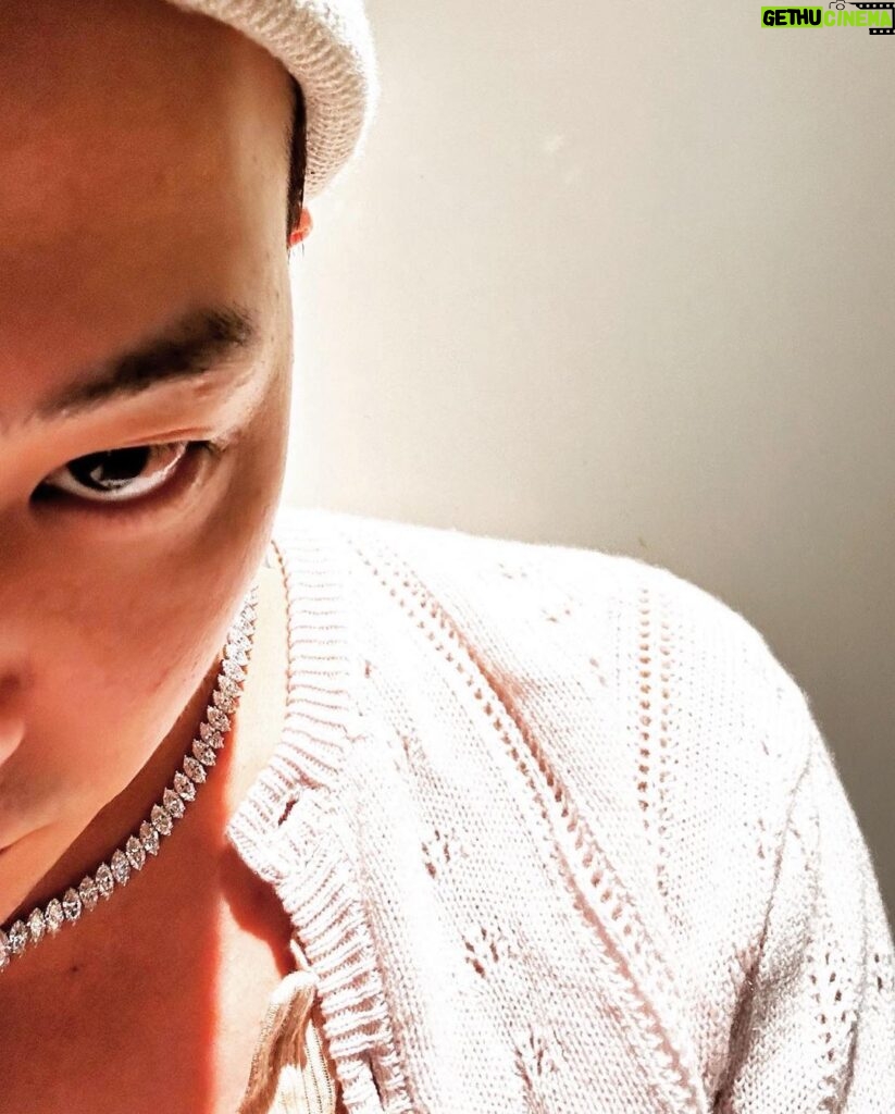 G-Dragon Instagram - 아이조아😻