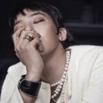 G-Dragon Instagram - #AD @harpersbazaarkorea @chanelofficial