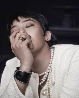 G-Dragon Instagram - #AD @harpersbazaarkorea @chanelofficial