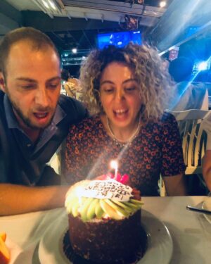 Gözde Şencan Instagram - Herzaman beraber kutlamak nasip olur inşallahhhh 💗💗💗 @sencanatahan happy birthday to me 🥳🥳🥳