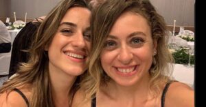 Gözde Şencan Instagram - Ezgi bi daha evlensene 😁 @aysegulltatilde 💗💗 @ezgiozyrkglu 💗💗
