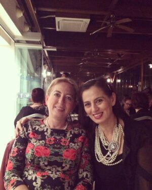 Gözde Şencan Instagram - Canım annecimmm ve tüm annelerin anneler günü kutlu mutlu olsun 🌸🌸🌸🌸🌸🌸🌸🌸🌸🌸 @guloktemm 💗💗💗💗💗💗
