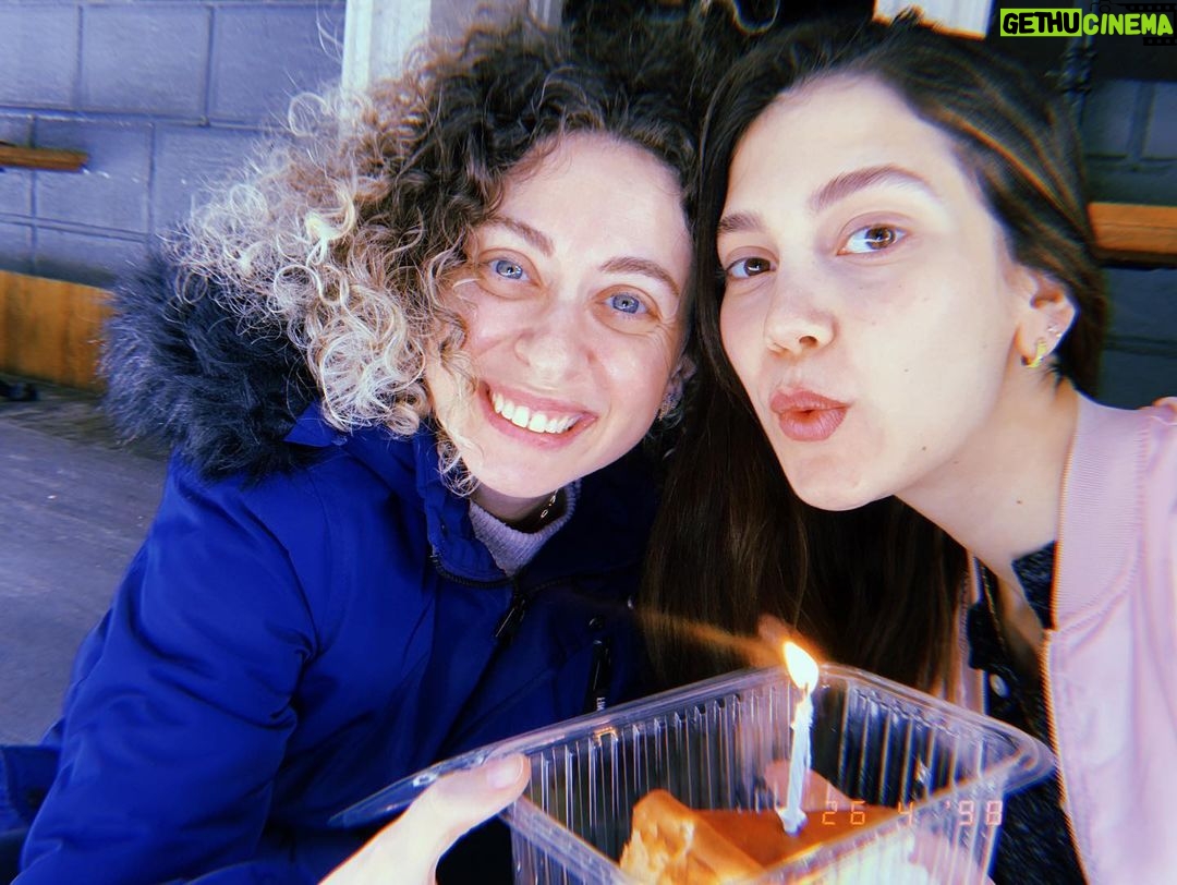 Gözde Şencan - 5.2K Likes - Günü geçmiş bi doğumgünü 🎂🌸💗