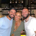 Gülben Ergen Instagram – Telefonda temizlik yapıp bolca fotoğraf silerken kıyamadıklarımı paylaşıyorum :) 

#merkürretrosu etkisi 🧹 

#temizlik 
#silgitsin 
gel #2024 🎄 Calella de Palafrugell
