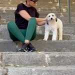 Gülben Ergen Instagram – Gonca’nın sosyalleşemediği bir gün daha 💚
İki yakışıklı görmemize rağmen😅
(sanırım benziyoruz🤭)
Biz böyle pek mutluyuz 🐶
